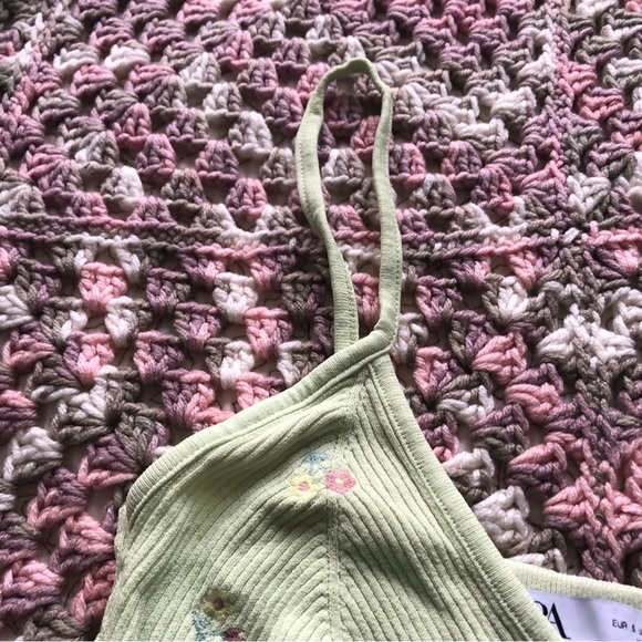 Zara Green knit Embroidered Tank - Picture 8 of 8